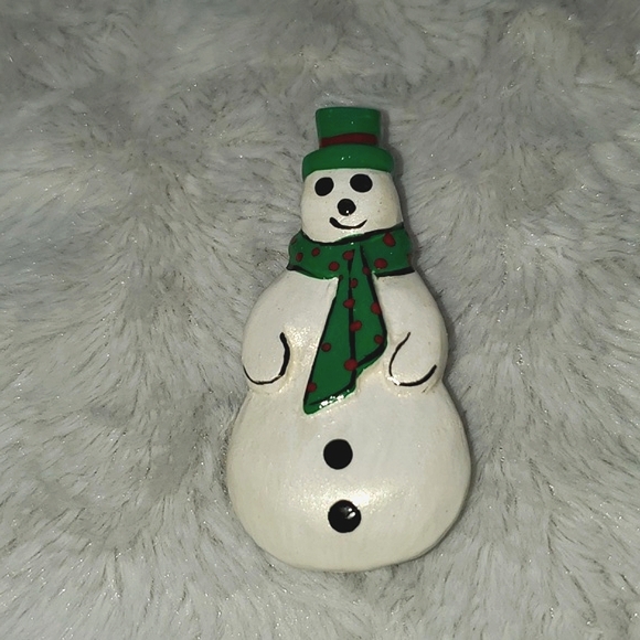 Vintage Angel and Snowman Brooches - Picture 7 of 10